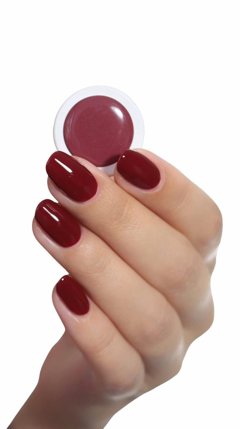 Oja UV alessandro Striplac Red Ilusion – Delicată și de lungă durată – Îndepărtare ușoară datorită tehnologiei de îndepărtare peel-off – Vegană și cruelty-free – 8 ml