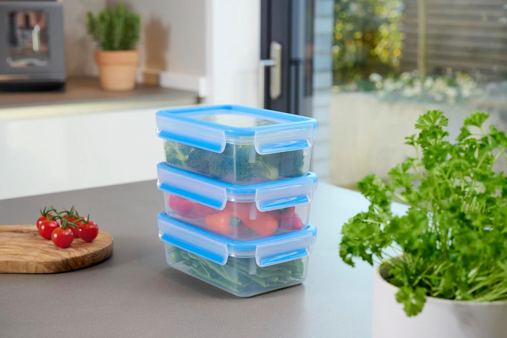 Emsa 508558 Clip & Close recipiente pentru depozitarea alimentelor | set din 3 piese | 3 x 1 litru | -40 până la +100 grade | plastic | 100 % etanș | sigiliu special pentru prospețime Cutii depozitare alimente Naty Shop