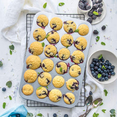 0070035 BACKFORM FÜR 24 MINI MUFFINS 38,5 X 26 X 2 H CM Matrite si tavi pentru copt Naty Shop