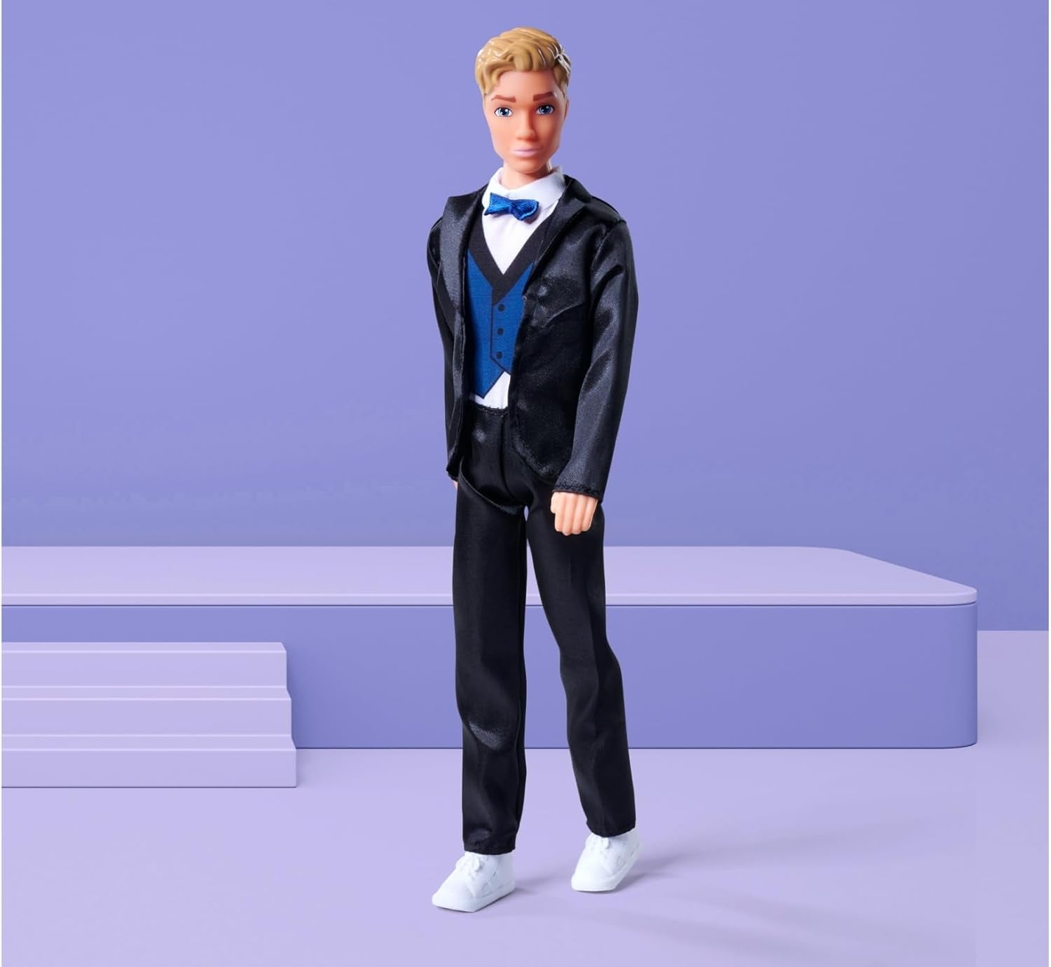 Simba 105733629 - Steffi Love Kevin Charming, păpușa de joacă poartă un costum elegant cu papion și vestă, 30 cm, de la 3 ani, albastru Papusi Naty Shop