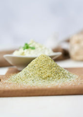 Fuchs Gewürze - Knoblauchsalz - Gewürzsalz für Dips, Saucen und Gemüse - natürliche Zutaten - 90 g in wiederverwendbarer, recyclebarer Dose