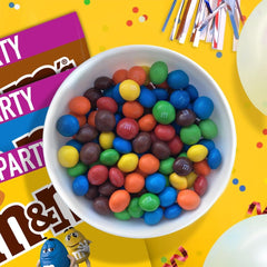 Pachet mare de ciocolată M&M's, Linte crocantă cu ciocolată și glazură colorată de zahăr, Mix pentru petreceri, 1 x 800 g, Bomboane cu tematică de fotbal american