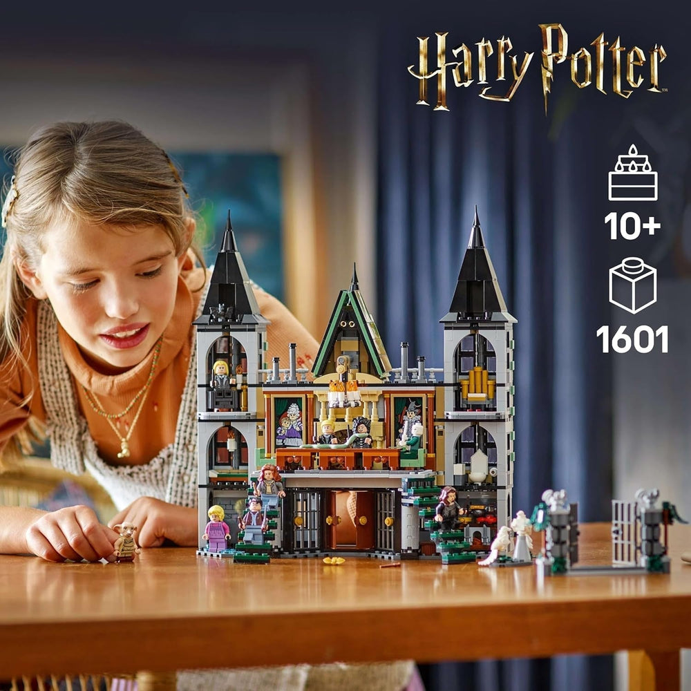 LEGO Harry Potter Malfoy Family Country Estate, jucărie fantastică de colecționat și expus, cadou pentru băieți, fete și fani ai lumii vrăjitorilor, idee de cadou cu 9 minifigurine 76453 Seturi de constructie Besuche den LEGO-Store