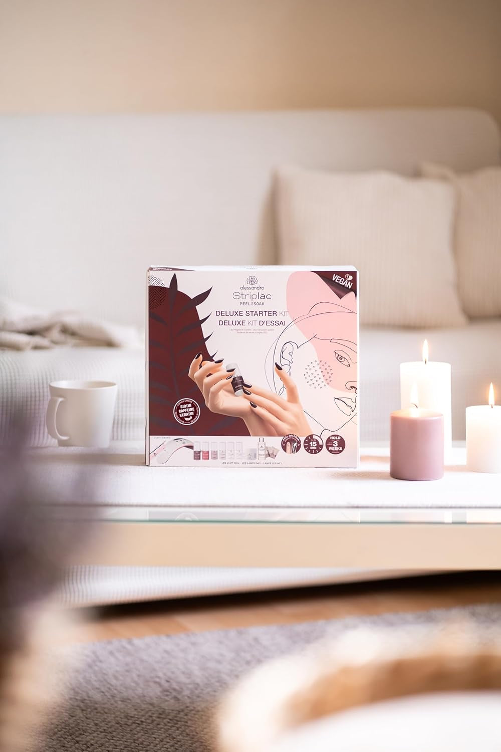 alessandro STRIPLAC PEEL OR SOAK DELUXE KIT - Set ojă UV - Pentru o manichiură profesională și delicată în 15 minute - Vegană și fără cruzime - Include lampă LED