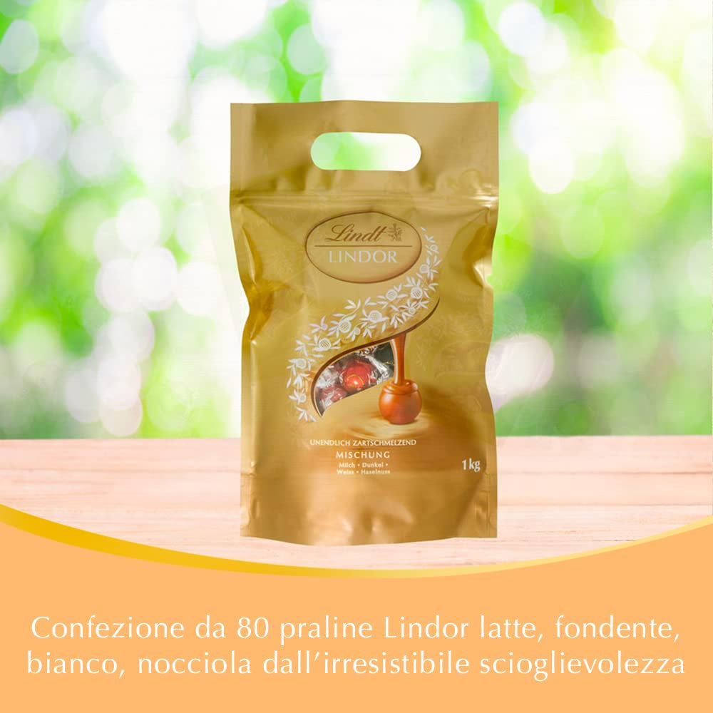 Asortiment Lindt Ciocolată LINDOR | 1371 g, Clasică | aprox. 80 de bile de ciocolată (cu lapte, albă, neagră 60%, alune) | Pachet vrac, 1 kg