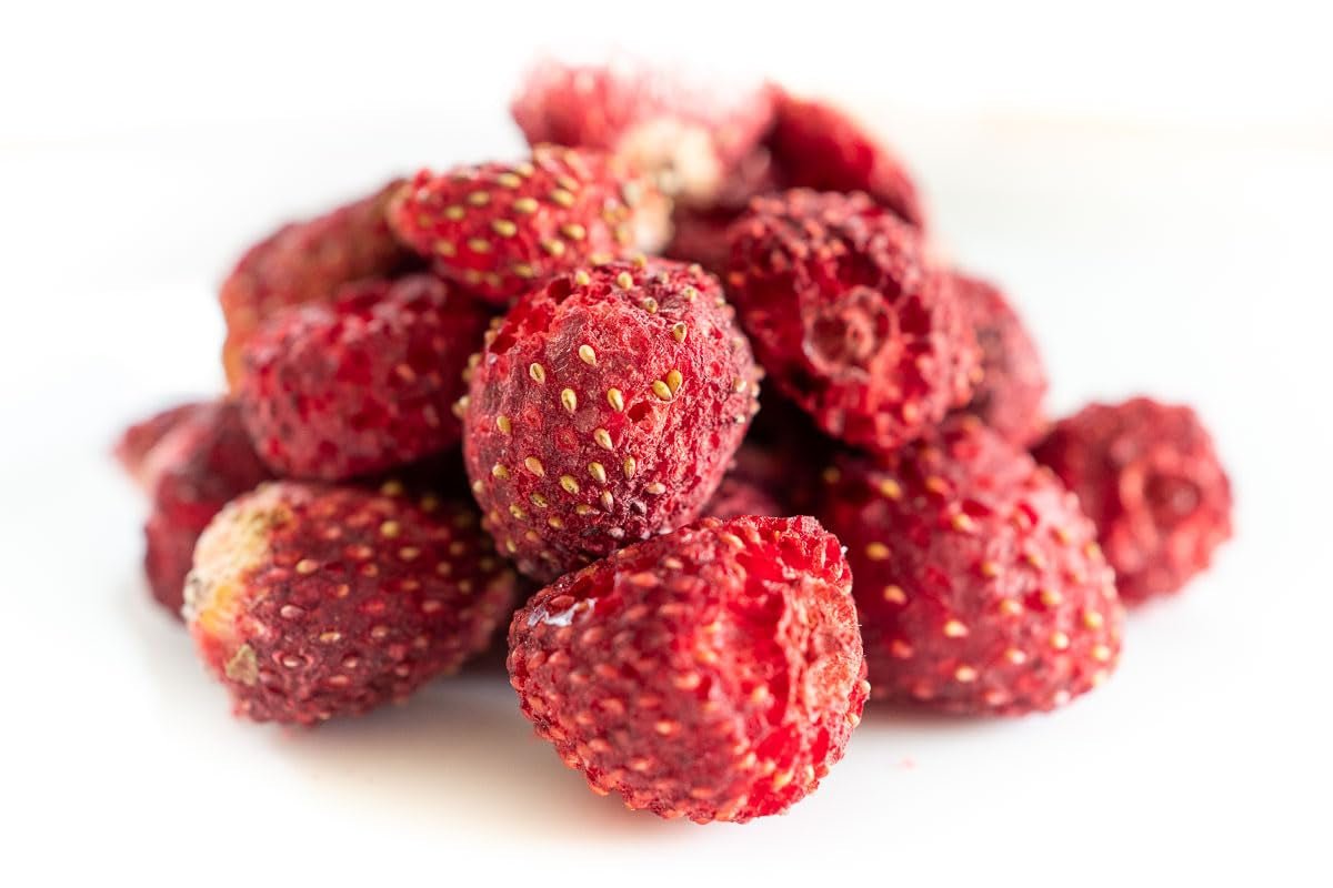 biolla food căpșuni întregi uscate, 0,5 kg, 100% naturale. Gustări sănătoase pentru copii. Ideale pentru smoothie-uri, muesli cu ovăz, ceai și terci. Durată lungă de valabilitate. VEGAN, FĂRĂ GLUTEN, ALIMENTE CRUDE Produse deshidratate Naty Shop