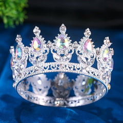 Regal Coronita Argintie Din Metal Cu Pietre - Decor Elegant Pentru Torturi La Nunți Botezuri Și Evenimente