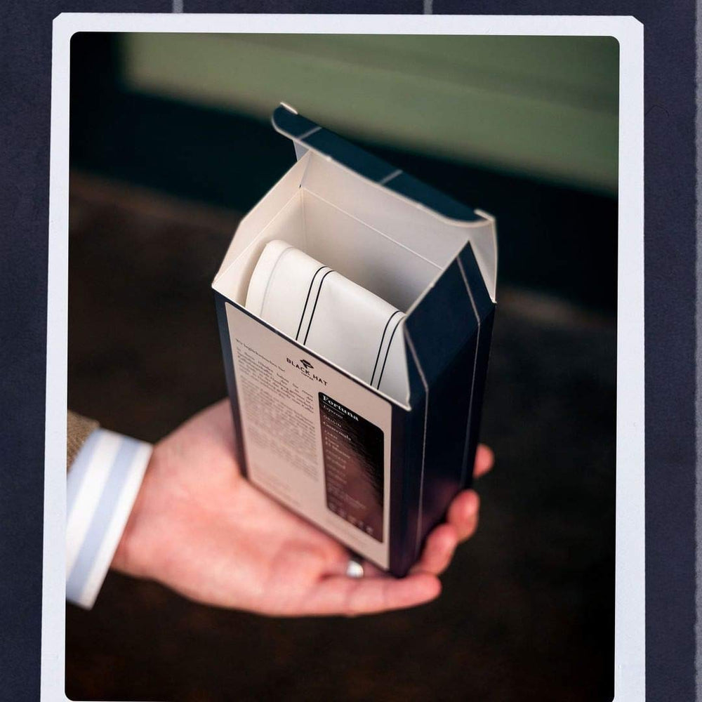 BLACK HAT ESPRESSO Fortuna - Cafea de specialitate 100% Arabica din Guatemala – Ciocolată și Fructe Roșii – 250g Boabe întregi pentru espressoare