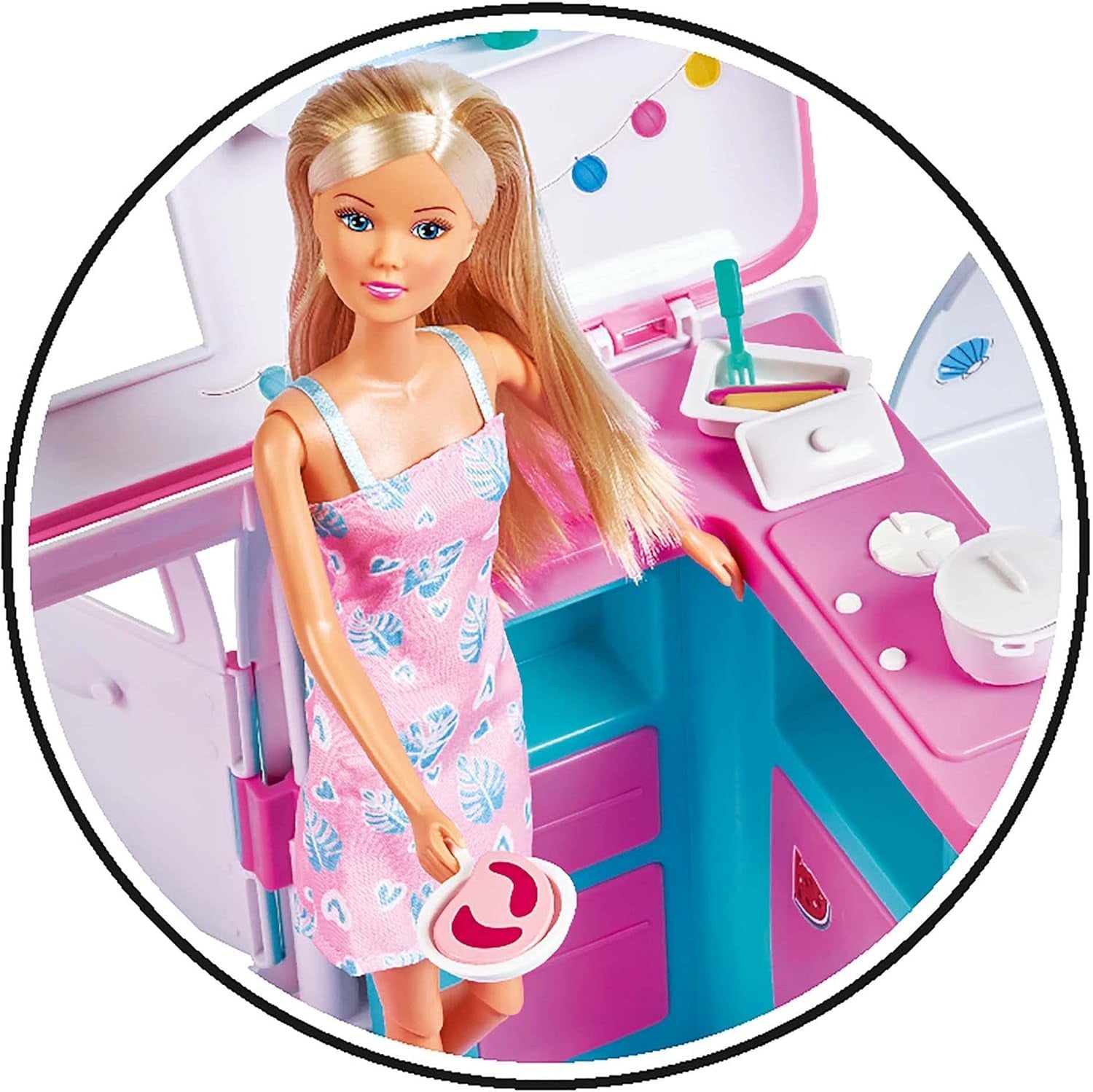 Simba Steffi Love Hawaii Camper / Puppe mit aufklappbarem Camper / inkl. Küche / Sitzecke / Bett / Tisch und viel Zubehör / L:51cm / 29cm / Für Kinder ab 3 Jahren geeignet, 105733523