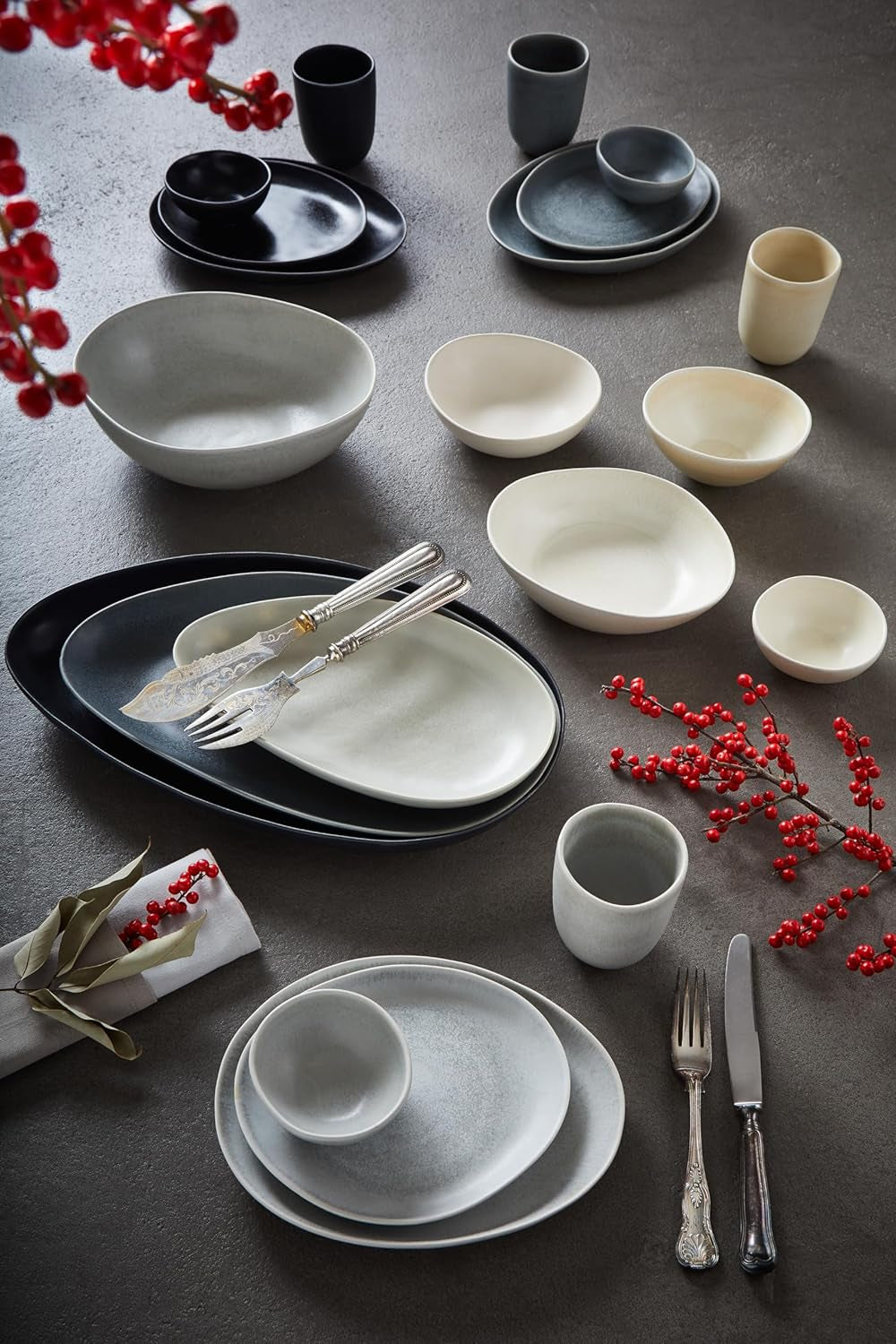 CreaTable, 22139, seria PIETRA, set de veselă din 4 piese pentru 4 persoane, set de farfurii din gresie, potrivit pentru mașina de spălat vase și cuptorul cu microunde, fabricat în Europa