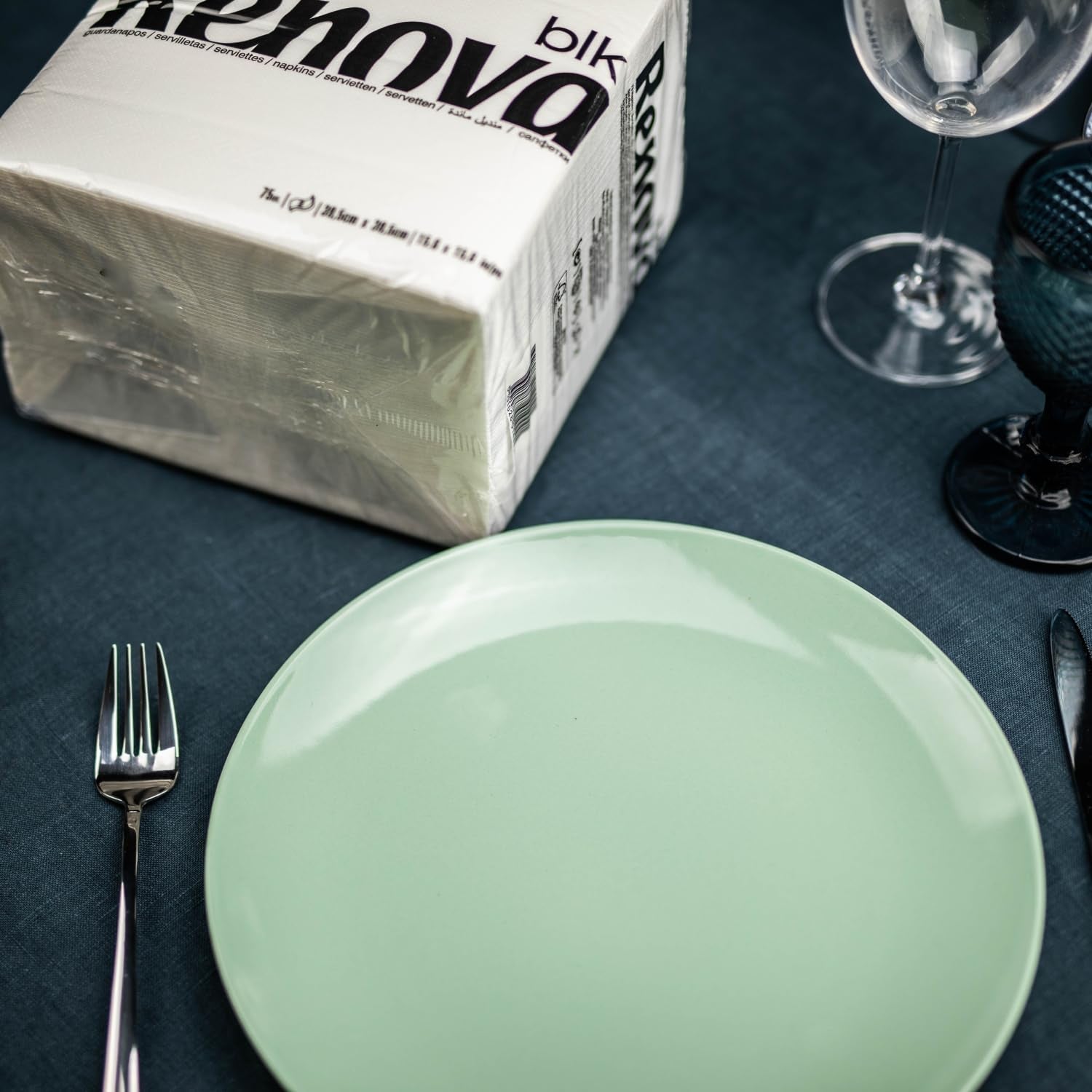 Șervețele mari Renova din hârtie albă, 75 de șervețele