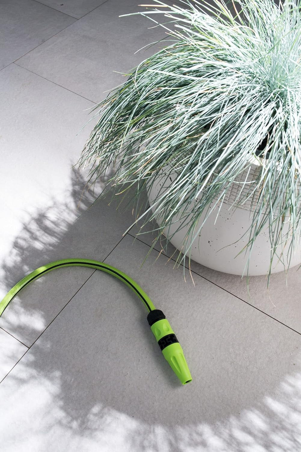 Furtun de grădină Cellfast QUATTRO, durabil, ușor, cu 4 straturi, rezistent la UV, furtun din fire, împletitură încrucișată, 20 bar, 3/4" 15m, 10-074