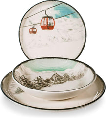 Set de veselă de Crăciun „Winter Escape” din gresie, format din 12 piese – Design nordic de iarnă cu motiv schior – Potrivit pentru mașina de spălat vase și cuptorul cu microunde