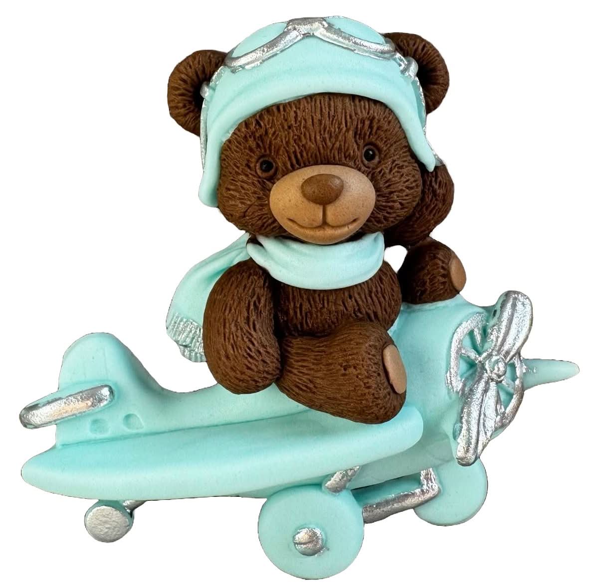 Decoratiune comestibila din zahar, Ursulet in avion Decoratiuni din Pasta de Zahar Nati Shop