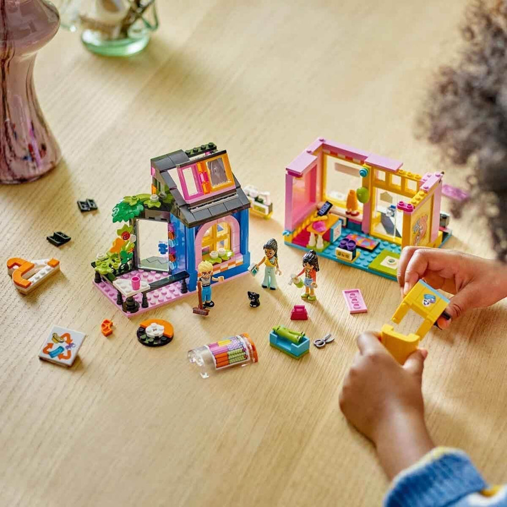 Magazin de modă LEGO Friends Vintage, set de construcție pentru copii cu magazin de jucării, figurine și pisică, model pentru jocul de rol pentru dezvoltarea socio-emoțională, cadou pentru fete și băieți de 6 ani 42614 Seturi de constructie Besuche den LEGO-Store