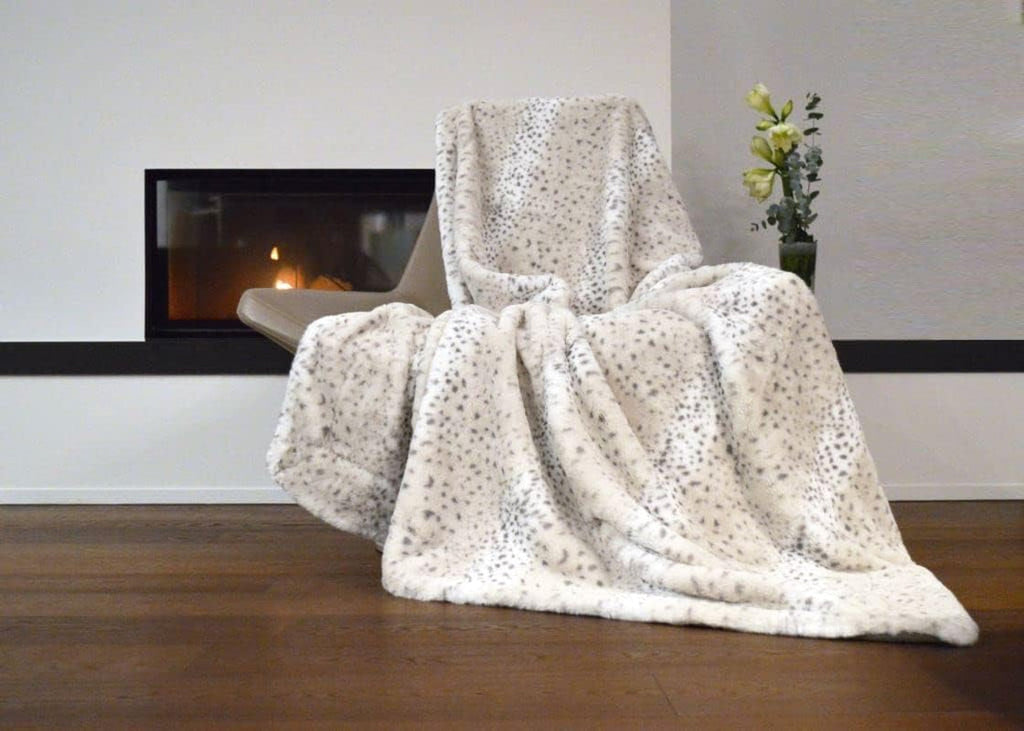 Mesana SNOW OPARD, dimensiune aprox. 150X200 Cm, culoare alb F-10153/00 Plapumi si pilote Naty Shop Titlu implicit