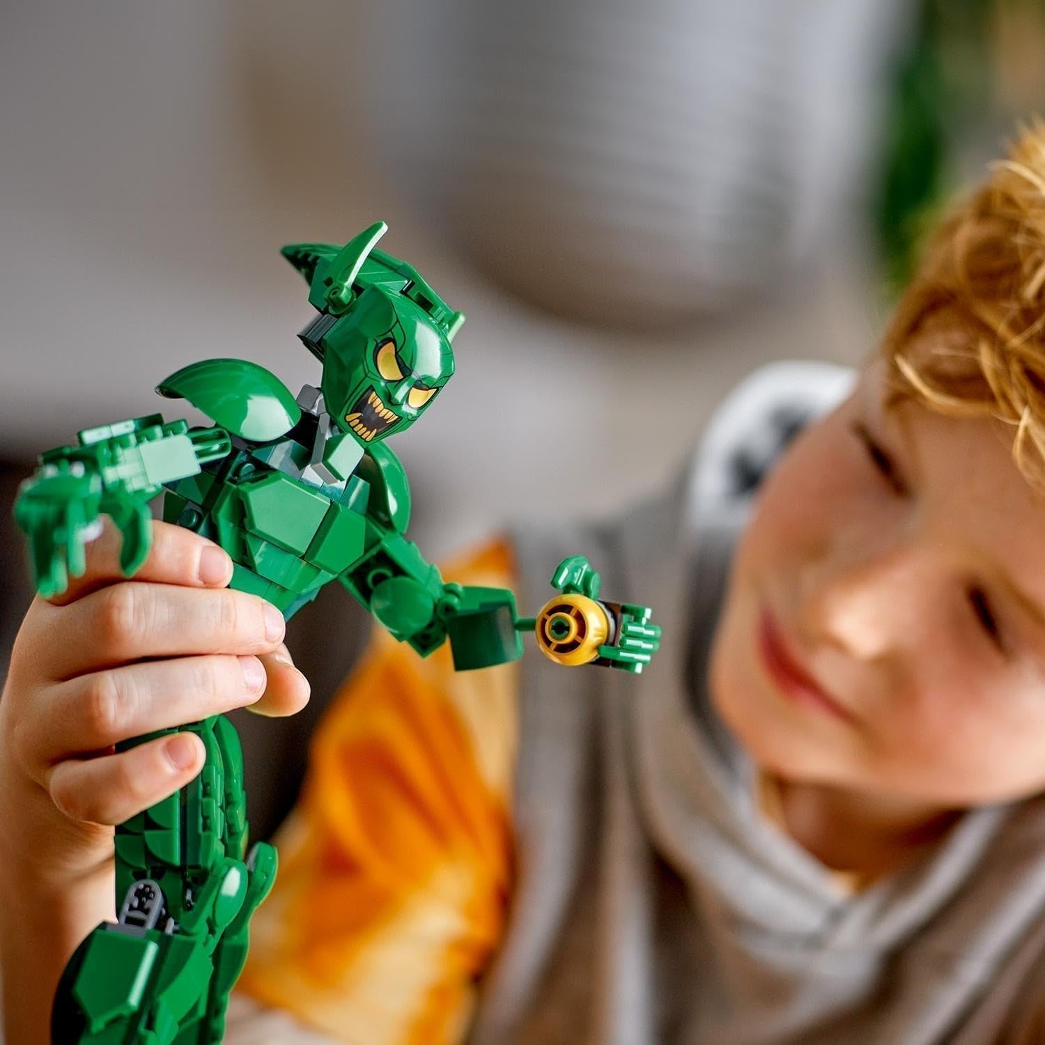 Figura de construcție LEGO Marvel Green Goblin, jucărie de construcție mobilă Super Villain pentru copii 8+, băieți și fete, set Spider-Man Universe cu glisoare și bombe de dovleac, idee de cadou Superhero 76284 Seturi de constructie Besuche den LEGO-Store