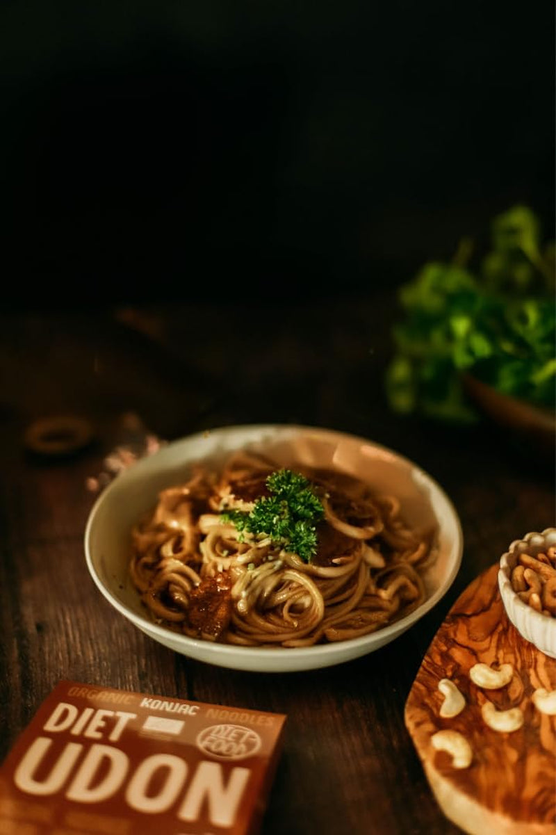 Tăiței Udon Shirataki Konjac Bio 385g – Conținut scăzut de calorii, fără gluten, vegani – preparați din rădăcină de konjac, bogați în fibre DIET-FOOD