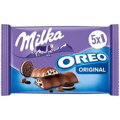 Batoane Milka & OREO – Ciocolată cu lapte alpină cu bucăți crocante de biscuiți OREO în cremă de lapte – 13 x 185g