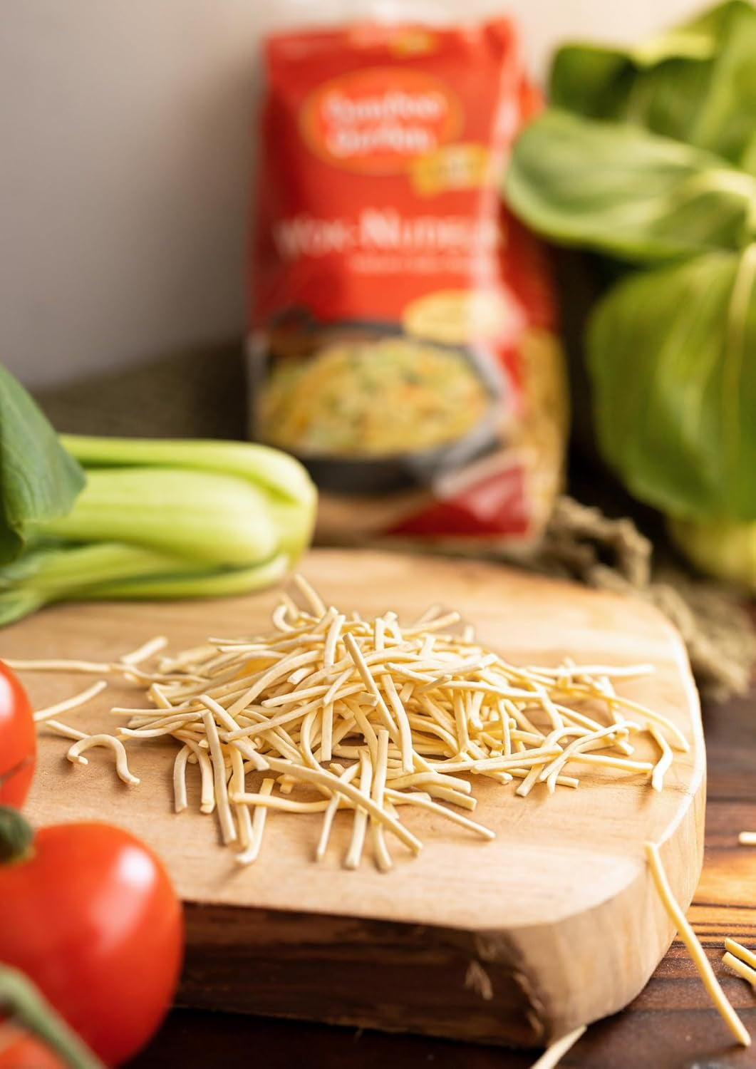 Bamboo Garden - Tăiței Wok | Tăiței instant cu ou | Se amestecă, nu necesită pre-gătire | Pentru preparate asiatice la wok | 250 g într-o pungă