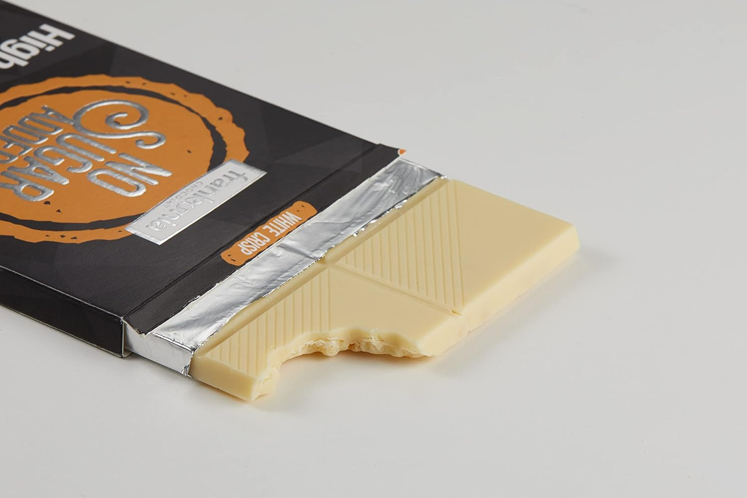 frankonia CHOCOLAT POWER MOTION fără zahăr adăugat - Ciocolată albă crocantă cu conținut ridicat de proteine și conținut scăzut de carbohidrați, 90 g