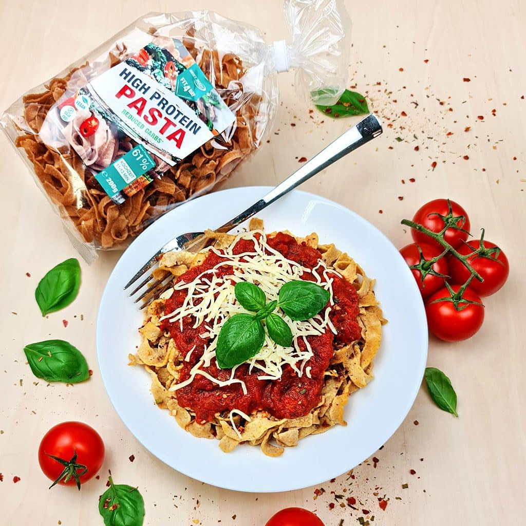 Paste proteice Best Body Nutrition 6 x 200g – Fit4Day Tagliatelle bogate în proteine – 61% proteine, conținut scăzut de carbohidrați, vegane și fără lactoză, fără soia – Proteine din mazăre de înaltă calitate – pentru diete sărace în carbohidrați