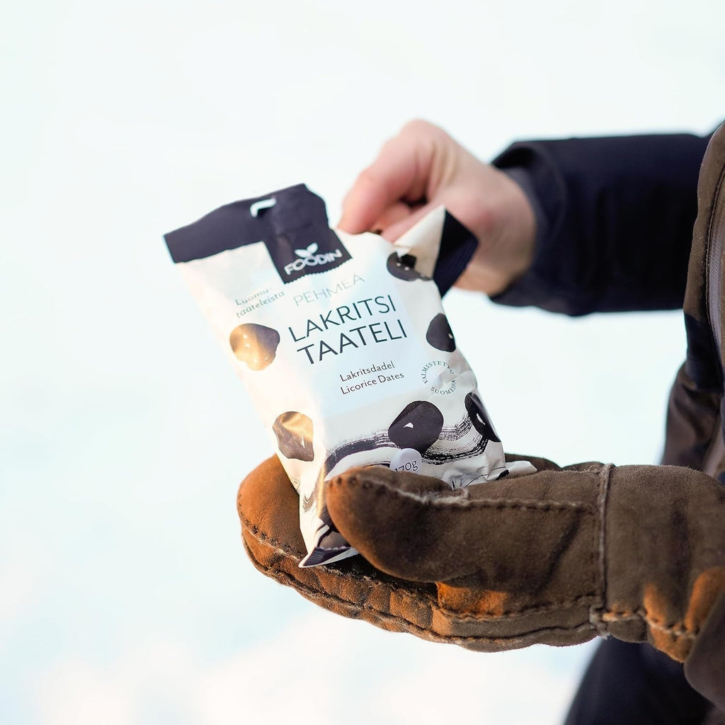 Foodin date Tratamente vegane, fără gluten, moi, dulci și sănătoase Fructe uscate cu pudră de lemn dulce pentru gustări, coacere și multe altele - Fabricat în Vaajakoski (3x170g) Produse deshidratate Naty Shop