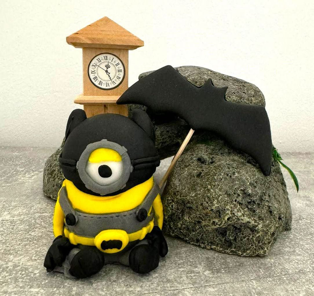 Set 2 decoratiuni comestibile din zahar, Batminion Decoratiuni din Pasta de Zahar Nati Shop