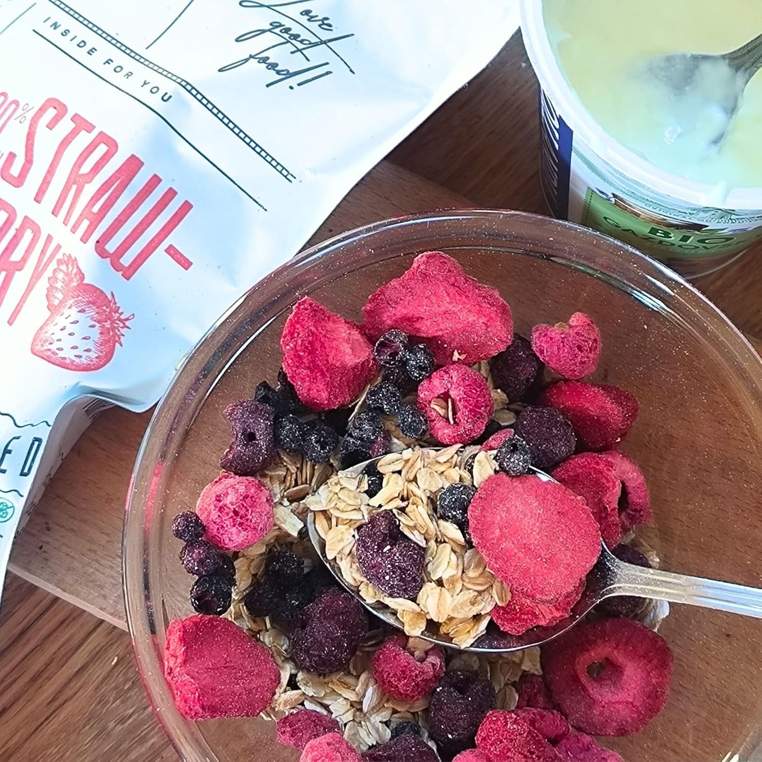 Super Berries Freeze-Dried Fruit Mix | XL 300g Fructe uscate fără zahăr | Fructe uscate | Fructe uscate Freeze-Dried Strawberries Raspberries Blueberries Freeze-Dried ZingyZoo Produse deshidratate Naty Shop