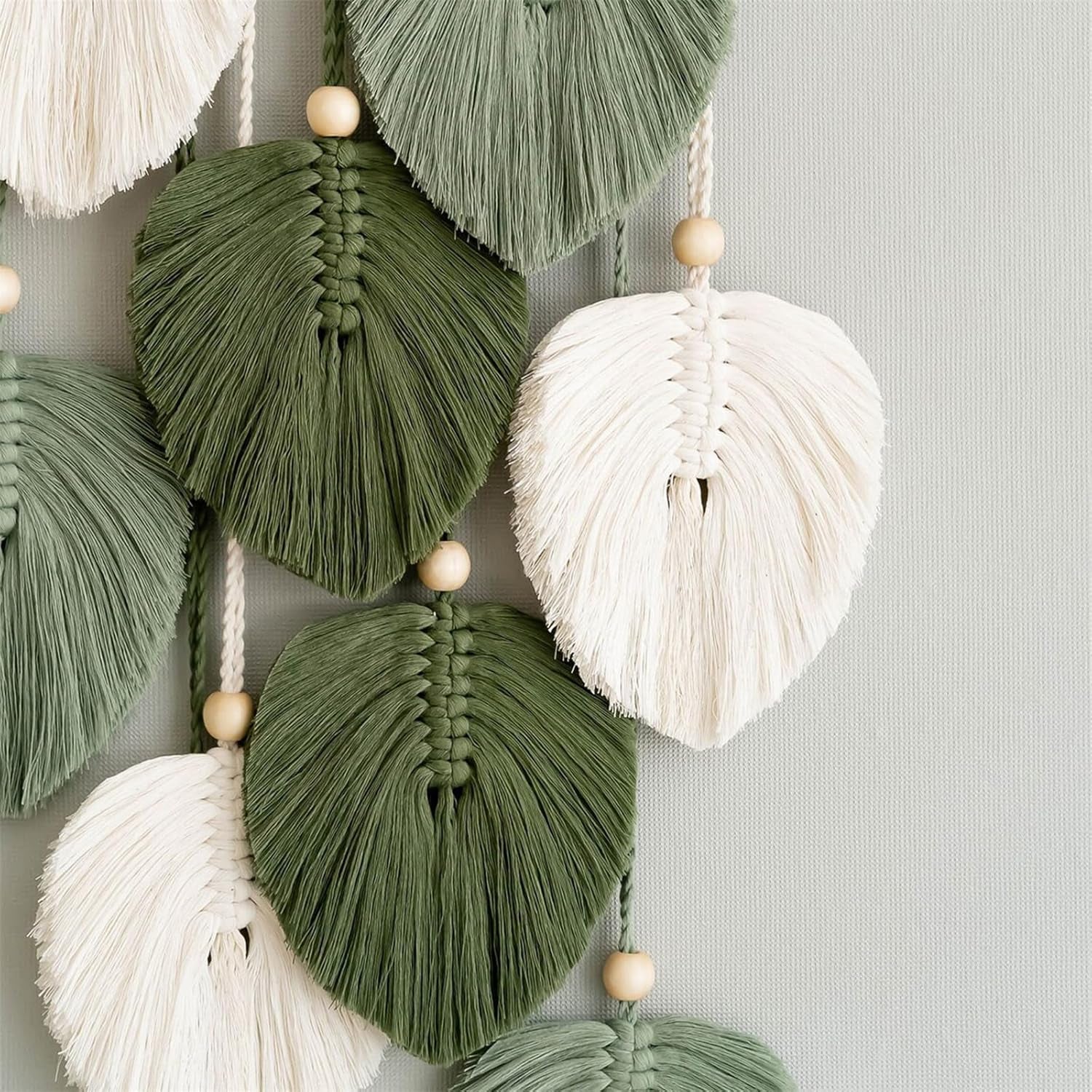 Tapiserie tapiterie margele lemn frunze verzi manuala Casa - Accesorii si Decoratiuni Naty Shop